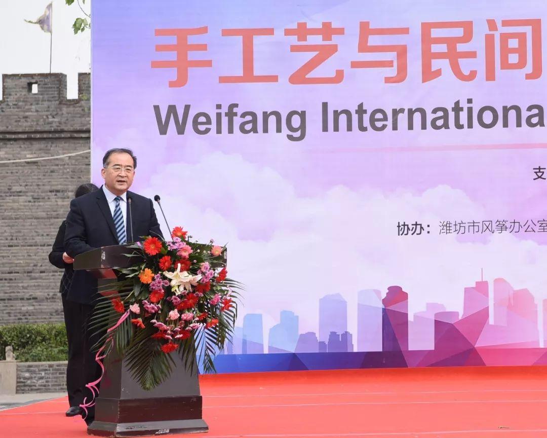 各地民间艺术创新表现及其社会价值探究
