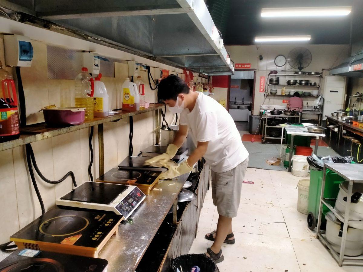共享厨房创业模式走红，小型餐饮经营灵活新趋势