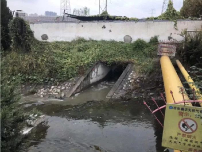 城市地下污水治理难题与黑臭河流整治的挑战、策略及加速整治路径探讨