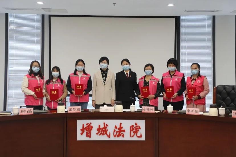 家庭工作室的多功能设计与区域划分技巧