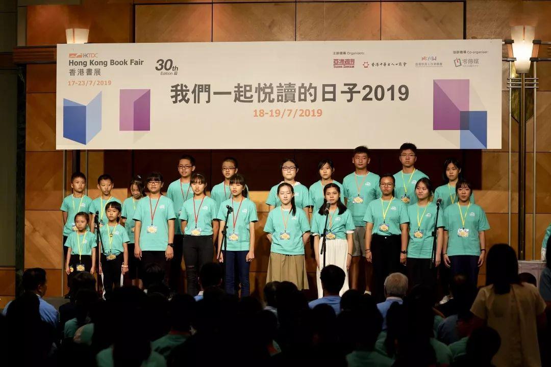 亲子共读，激发孩子想象力与创造力的桥梁
