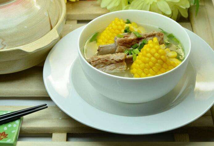 冬日暖汤，治愈寒冷与疲惫