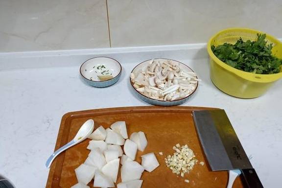 创新厨艺之旅，为家人打造惊喜美食盛宴