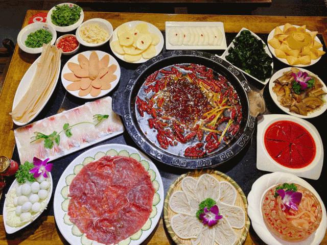 探寻火锅底料奥秘，极致辣味体验之旅