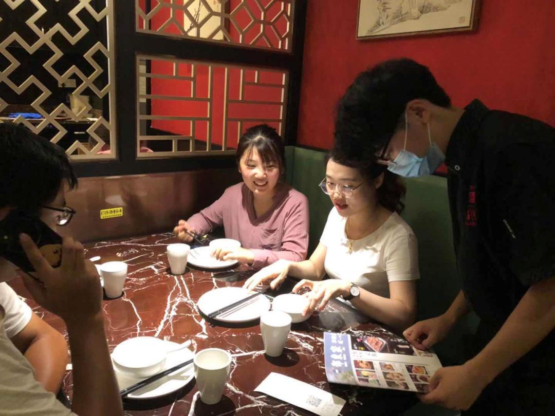 全球餐饮产业趋势深度解析，食尚变革的魅力探索