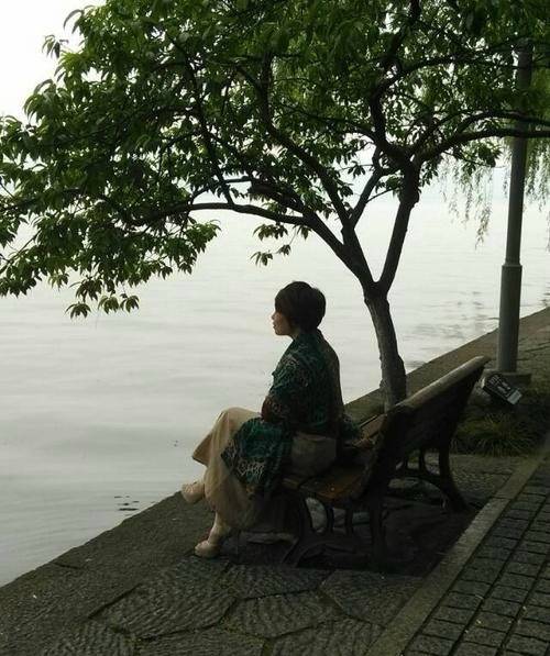 低语轻言 第6页
