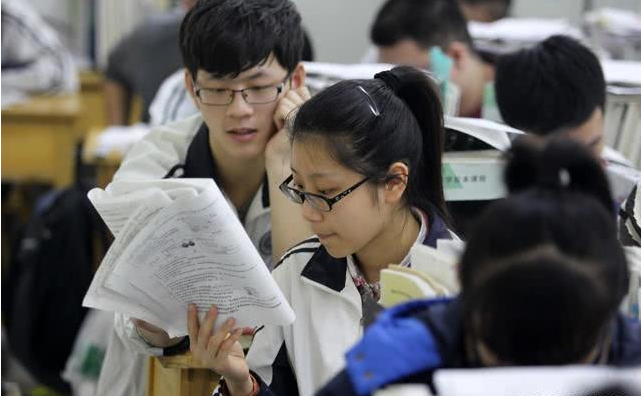 构建和谐的教与学互动关系，教师与学生关系对学习的影响探讨