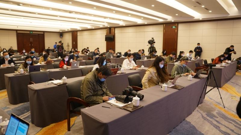 社会安全基础建设与个人责任，共建和谐社会的双重使命