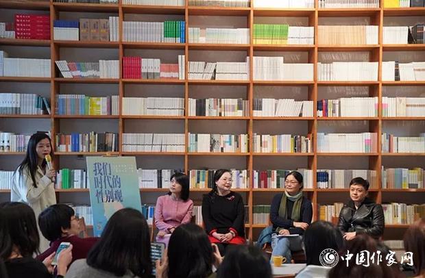 女性作家对社会角色的深度文学表达
