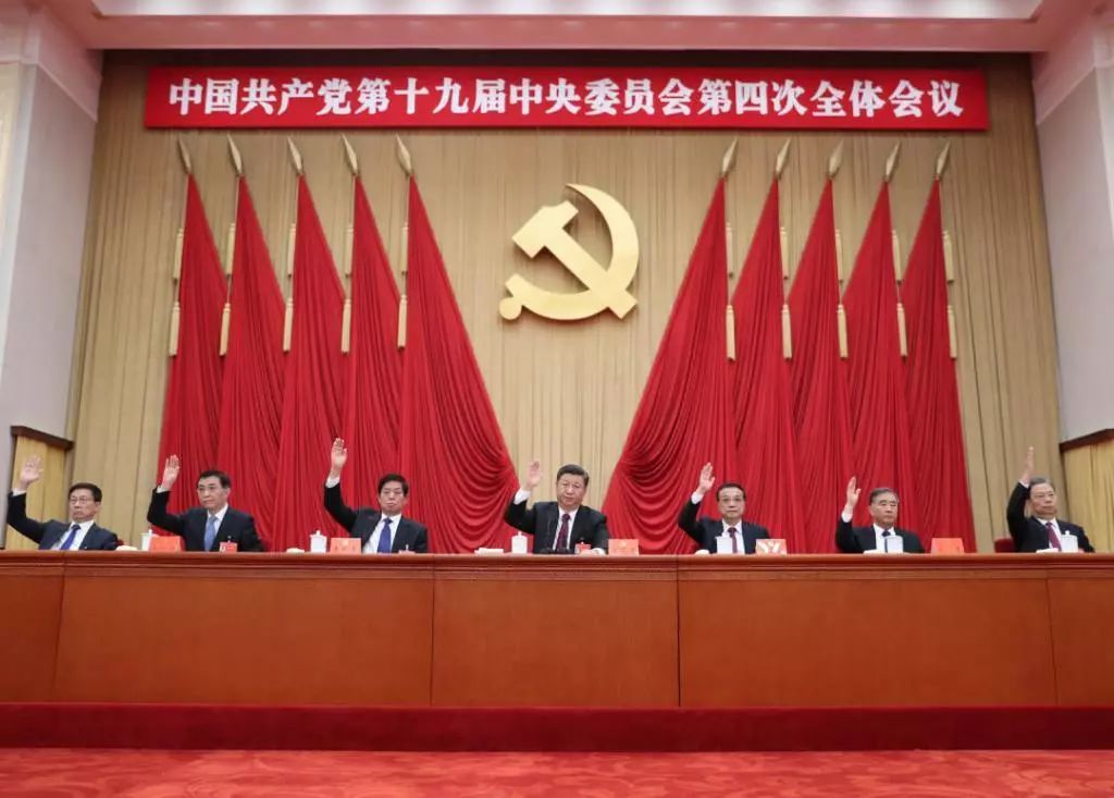 社会仪式中的文化表现与情感联结探究