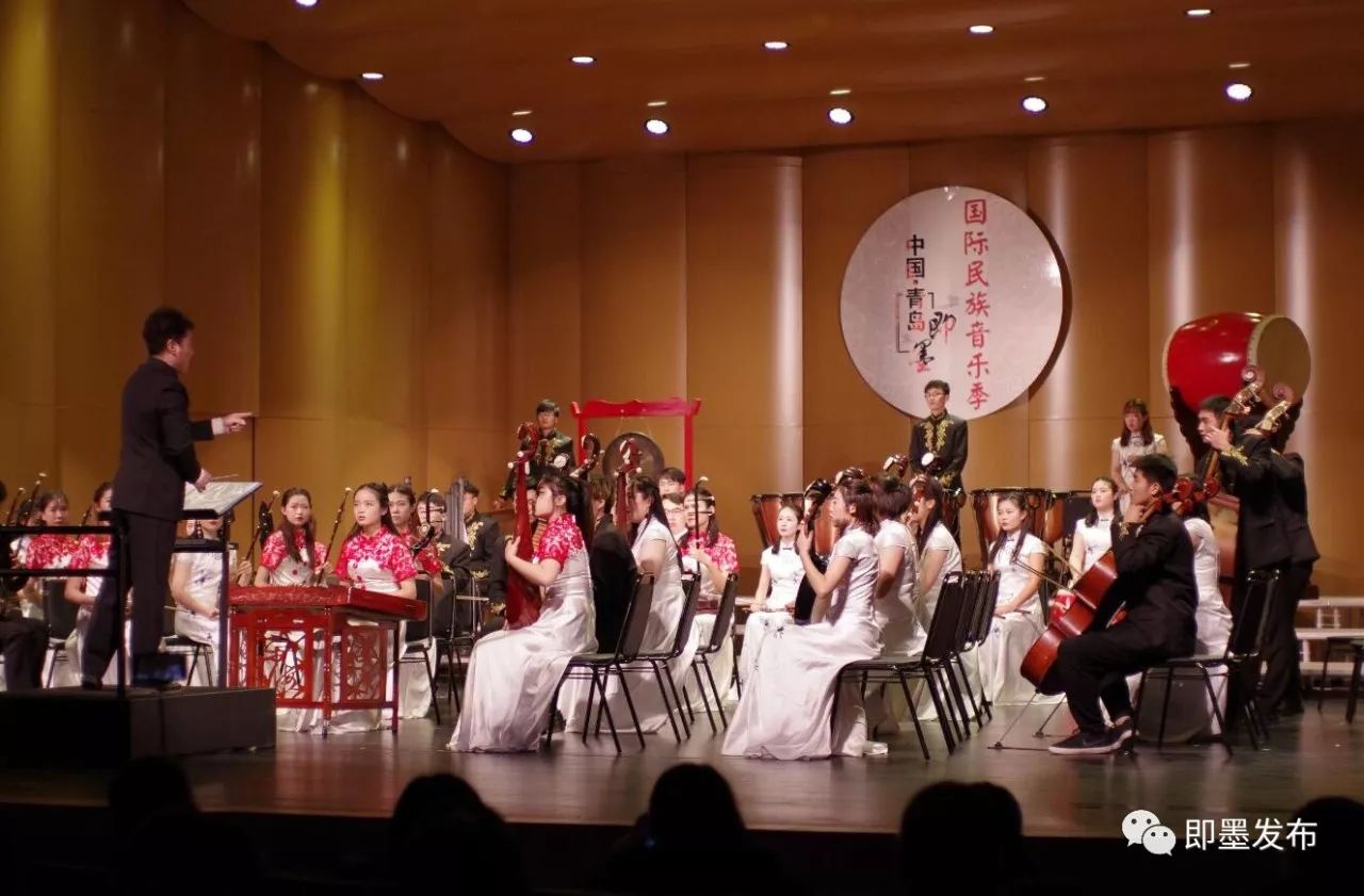 音乐会中的集体共鸣与文化认同感