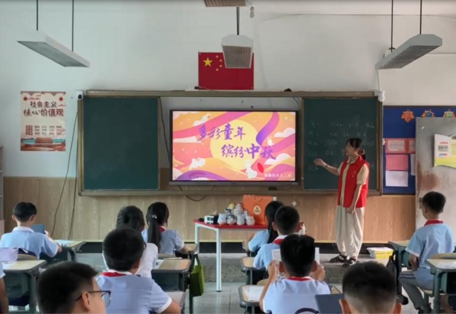节庆活动中的群体互动与文化认同构建研究