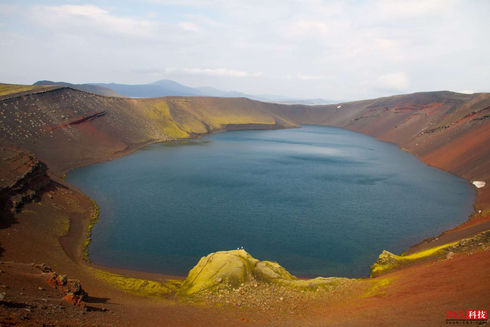 揭秘世界最古老火山口湖泊，自然奇迹的探索之旅