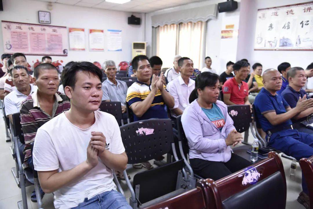 学习过程中的情感共鸣，认知促进的力量
