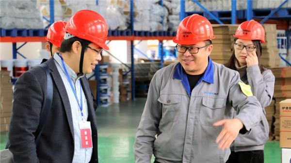 跨国公司全球运营与本地需求的平衡策略