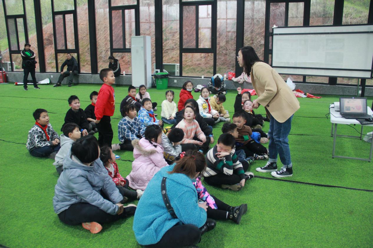 亲子活动，孩子自我反省与情感释放的成长之旅
