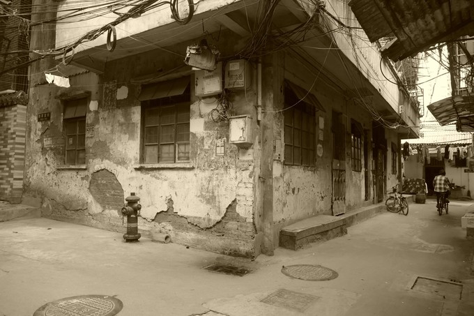探寻历史韵味，畅游世界最古老市场