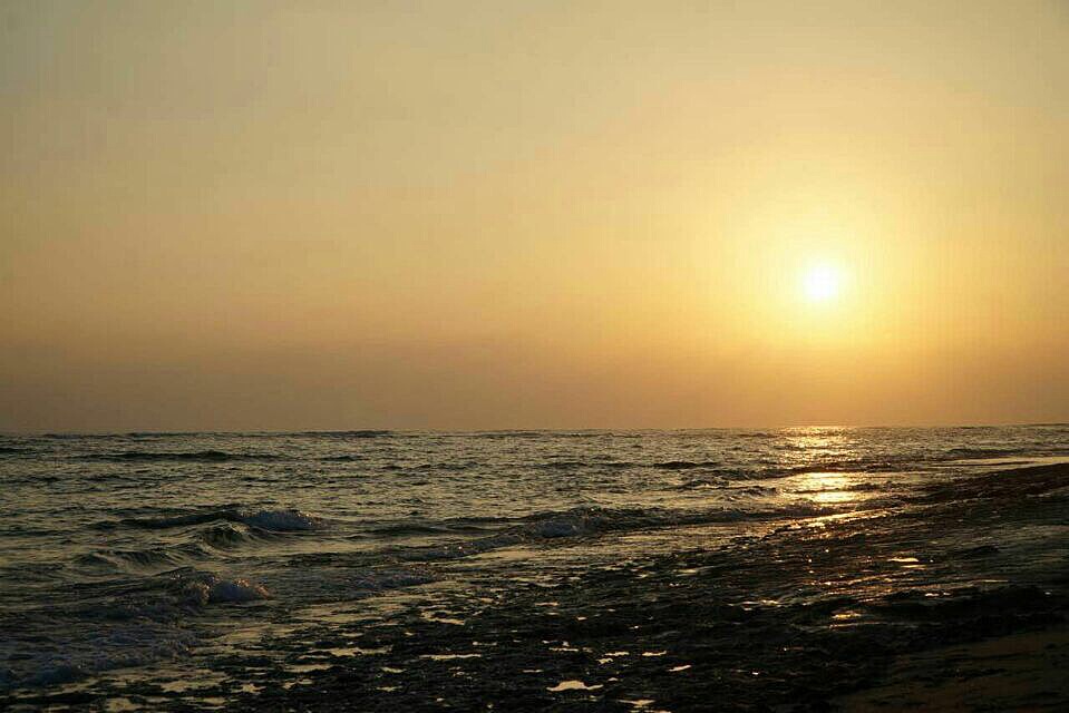 站在海边