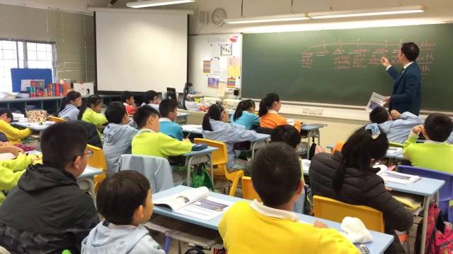 社区服务，培养社会责任感与实践能力的关键途径