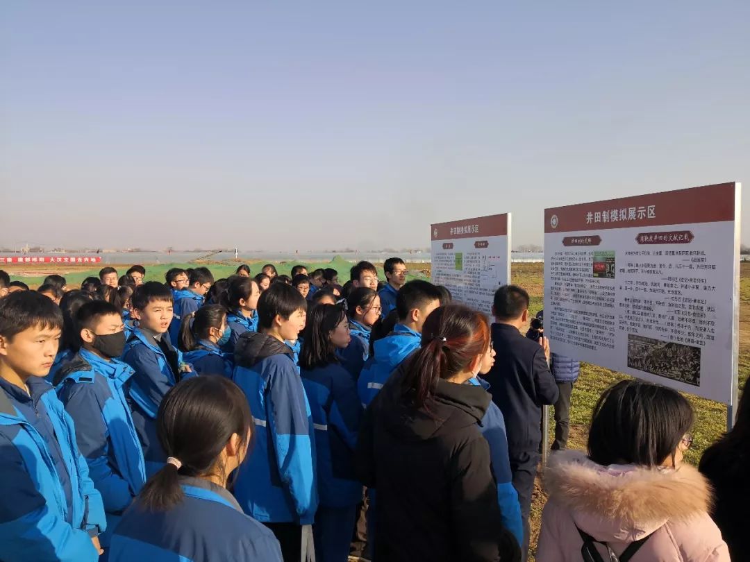 参观历史遗址，点燃学生对文化兴趣的火种