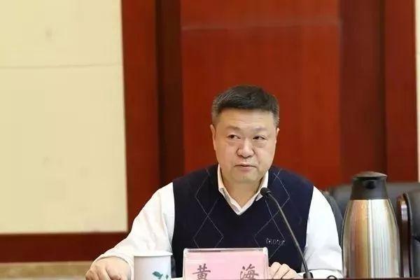 新兴媒体对社会舆论塑造的影响与趋势分析