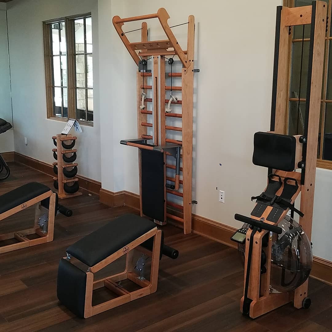 室内小型运动器材如何最大化提升健身效果