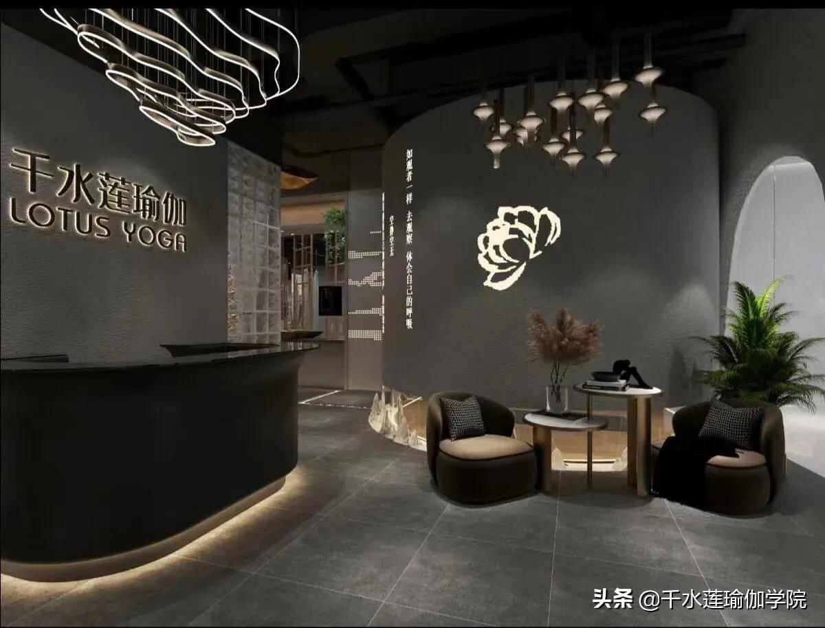 日常瑜伽练习，身心放松的显著效果之旅