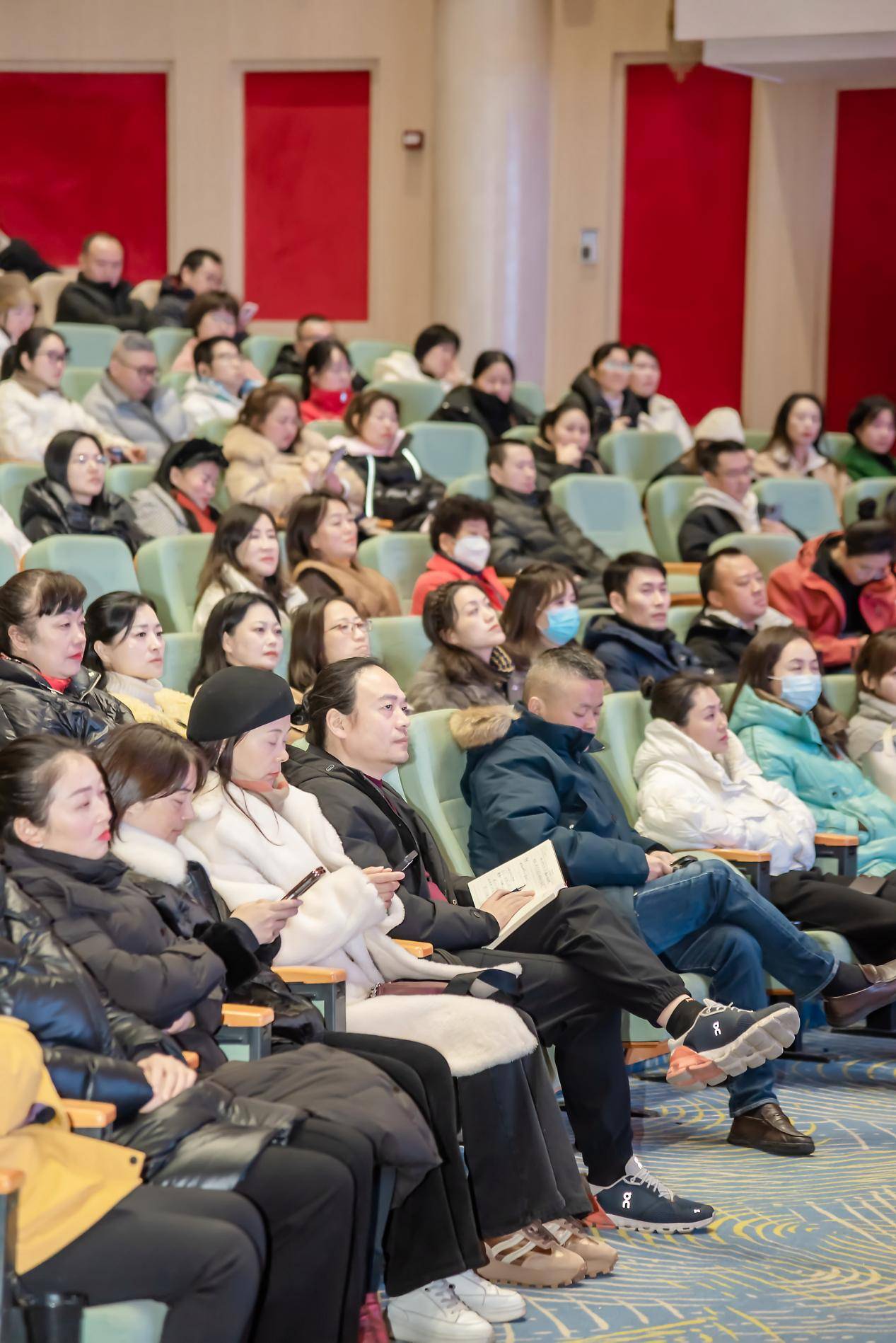 师生关系对学生学习动机与态度形成的深远影响力