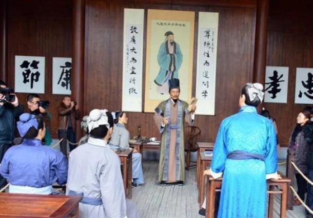 儿童文学对学生语言能力与价值观的深度影响