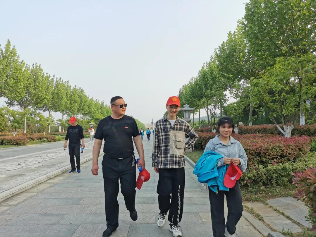 户外运动对心理健康的积极影响与重要性