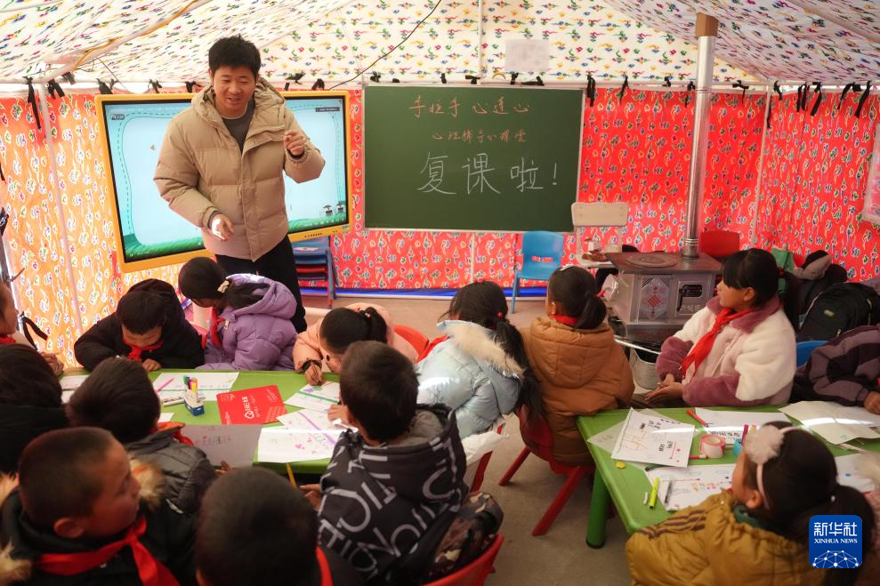 学生领导力与校园活动的紧密关联，相互促进的共生关系
