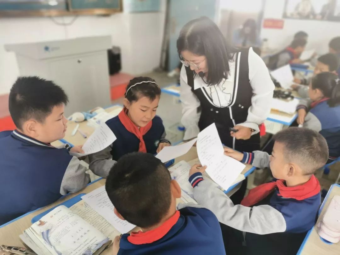 教师与学生互动对学习氛围的塑造与影响