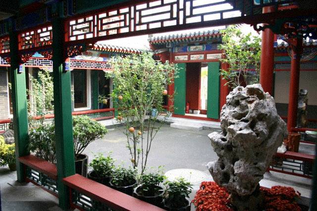 四合院中的家族伦理与美学院落生活探究